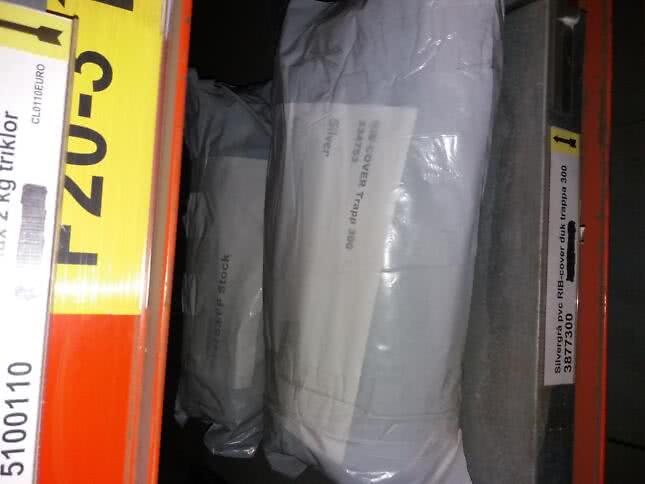 Silvergrå pvc RIB-cover duk trappa 300