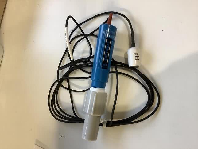 pH sensor Control Station