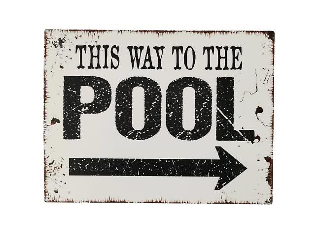 Skylt This way to the pool 33x25 cm